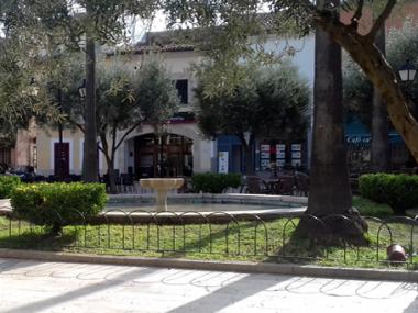 Plaça de Juníper Serra i plaça de Ramon Llull - 1
